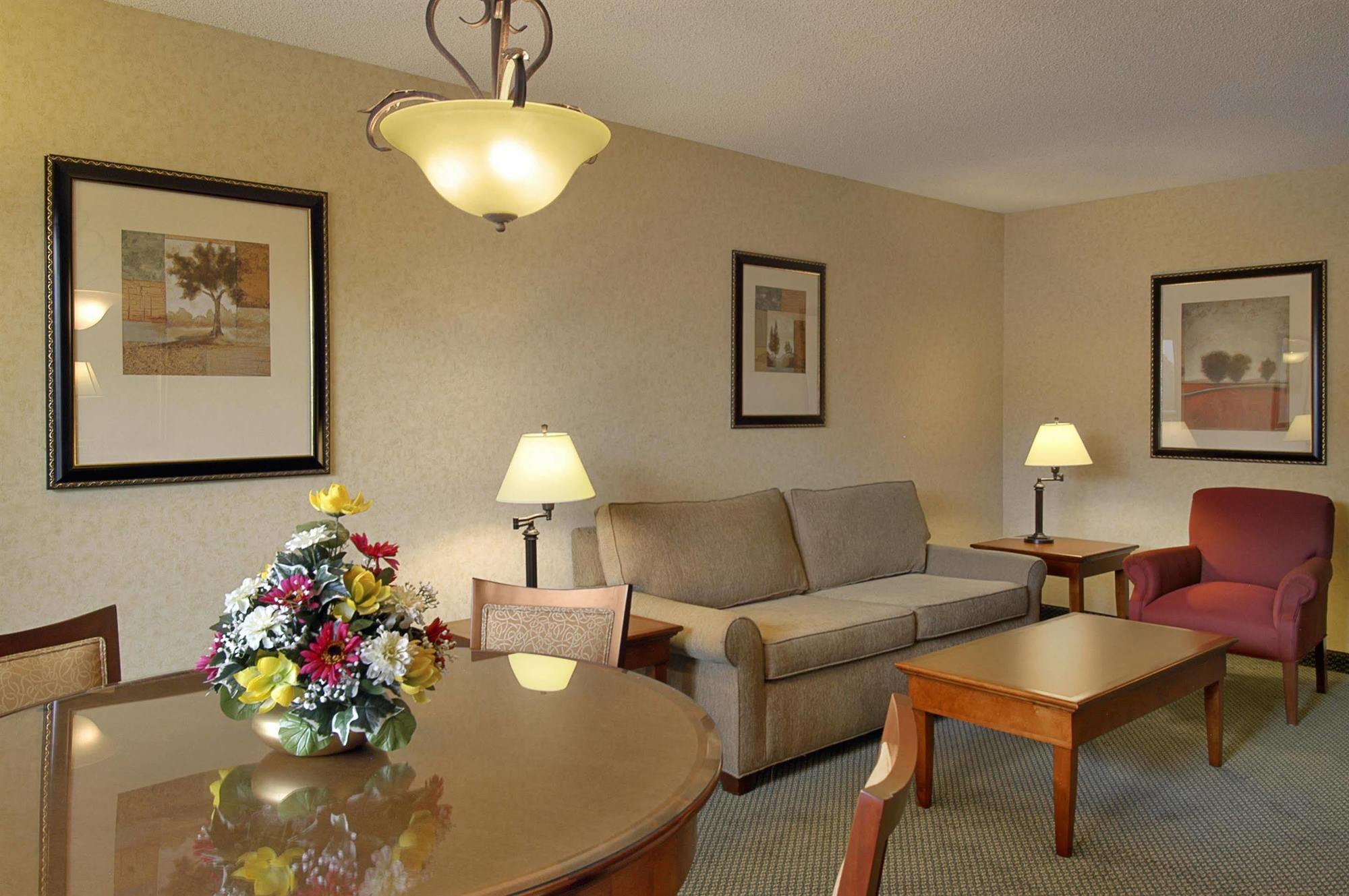Red Lion Hotel Кус-Бей Экстерьер фото