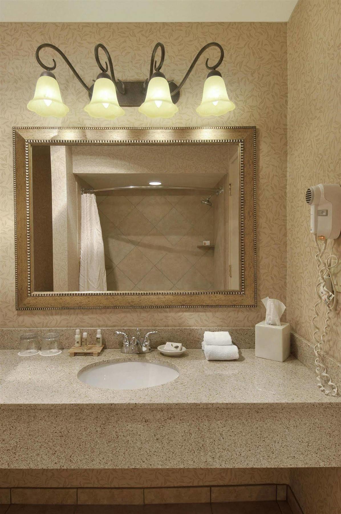 Red Lion Hotel Кус-Бей Экстерьер фото