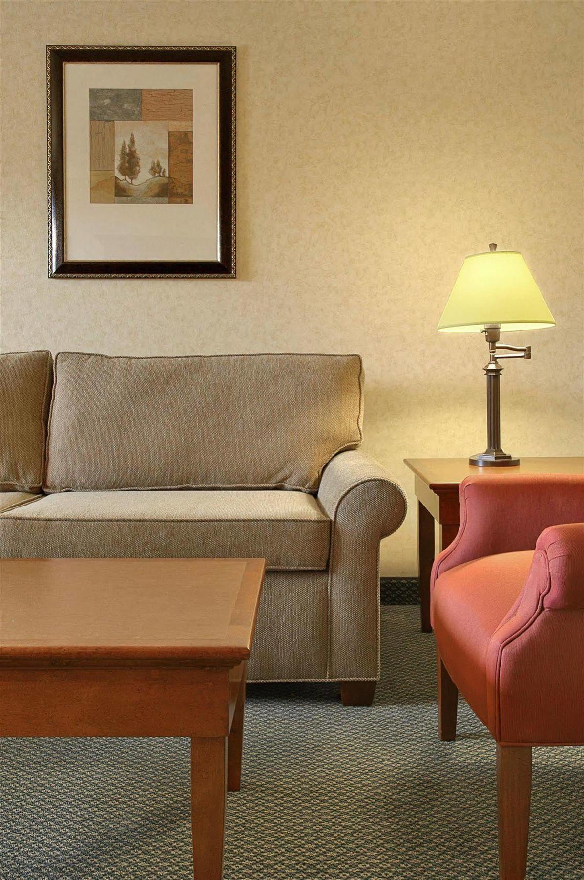 Red Lion Hotel Кус-Бей Экстерьер фото
